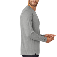 New Era Heritage Blend Long Sleeve Crew Tee, Shadow Grey Heather, Right Sleeve view